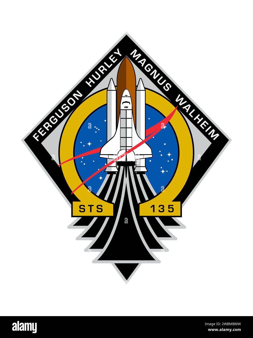 JOHNSON SPACE CENTER, Houston - STS135-S-001 -- der STS-135 Patch repräsentiert das Raumschiff Atlantis, das seine Mission zur Versorgung der Internationalen Raumstation aufnimmt. Atlantis konzentriert sich auf Elemente des NASA-Emblems, die zeigen, wie das Space Shuttle seit 30 Jahren das Herz der NASA bildet. Es zollt auch der gesamten NASA und dem Auftragnehmer-Team Tribut, das all die unglaublichen Leistungen des Space Shuttle ermöglicht hat. Omega, der letzte Buchstabe im griechischen Alphabet, erkennt diese Mission als den letzten Flug des Space Shuttle-Programms an. Die öffentliche Verfügbarkeit war App Stockfoto