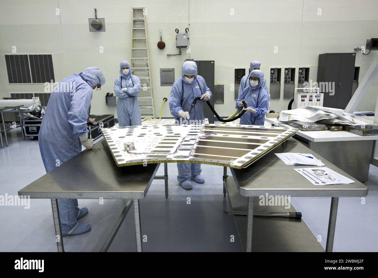 Cape Canaveral, Fla. -- in der Payload Hazardous Service Facility im ...
