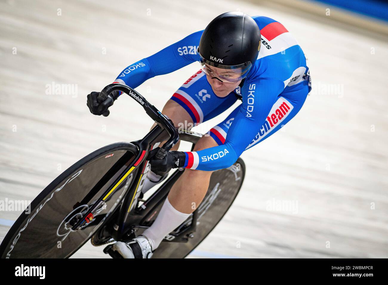 JABORNIKOVA Veronika ( CZE ) – Tschechische Republik – Querformat - quer - horizontal - Landschaft - Veranstaltung/Veranstaltung: UEC Track Cycling Europameisterschaft 2024 - Apeldoorn - Kategorie/Kategorie: Radfahren - Track Cycling – Europameisterschaften - Ort/Ort: Europa – Niederlande – Apeldoorn – Omnisport – Disziplin: Sprint - Elite Damen - Entfernung: 200 m - Datum: 11.01.2024 – Donnerstag – Tag 2 - Fotograf: © Arne Mill - frontalvision.com Stockfoto