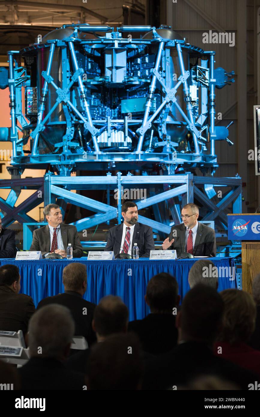 Der European Service Module Structural Test Artikel wurde am 30. November 2015 in der Space Power Facility, Glenn Research Center der NASA, Plum Brook Station, Sandusky, Ohio, als Teil der strukturellen Tests für Raumfahrzeugsysteme fotografiert. Stockfoto