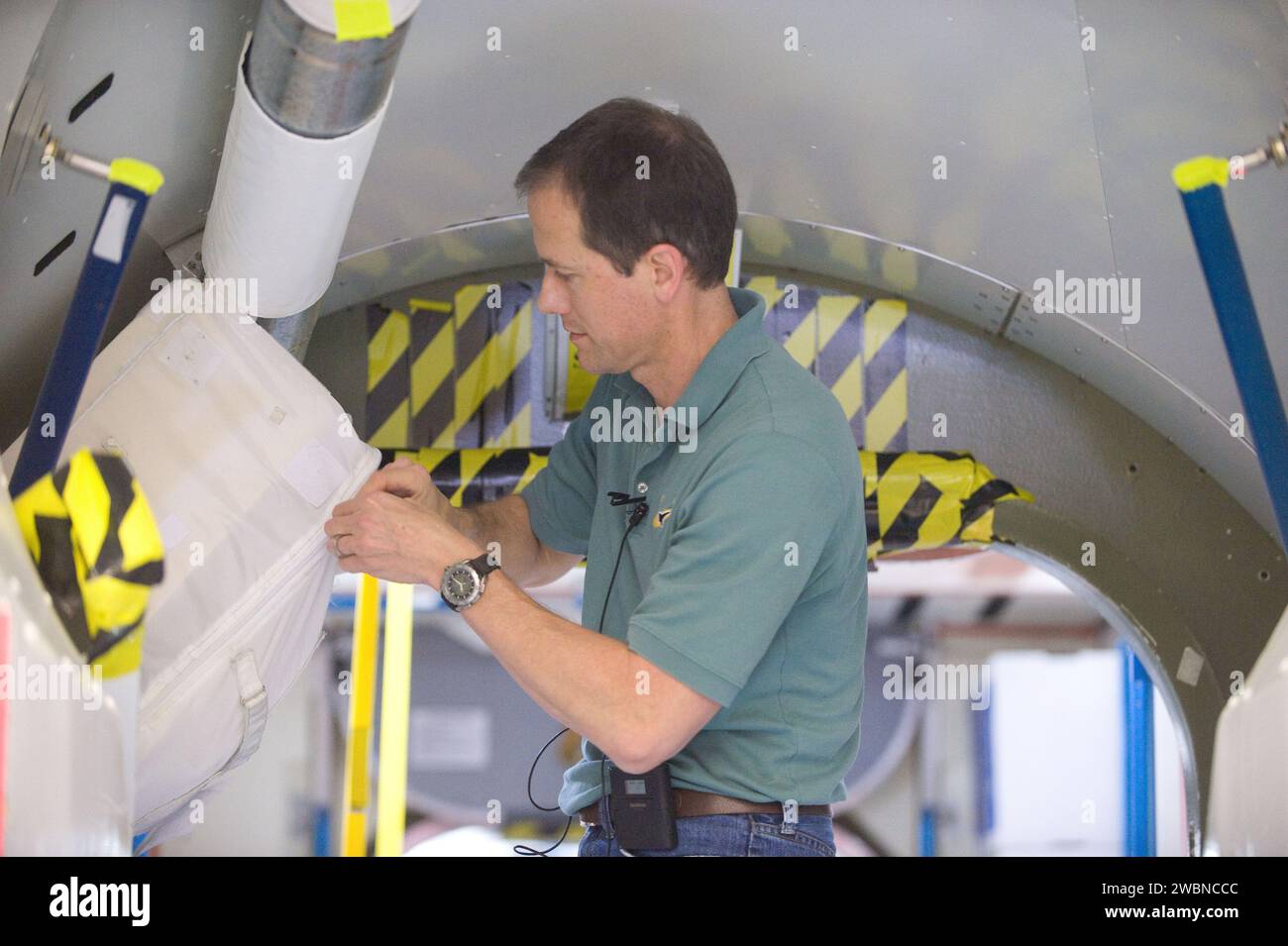 Die Besatzung der Expedition 34/35 nahm am 19. März 2012 an der Modellausbildung der ISS im Gebäude 9NW teil, wobei der Schwerpunkt auf Betriebsverfahren und Notfallszenarien lag. Stockfoto