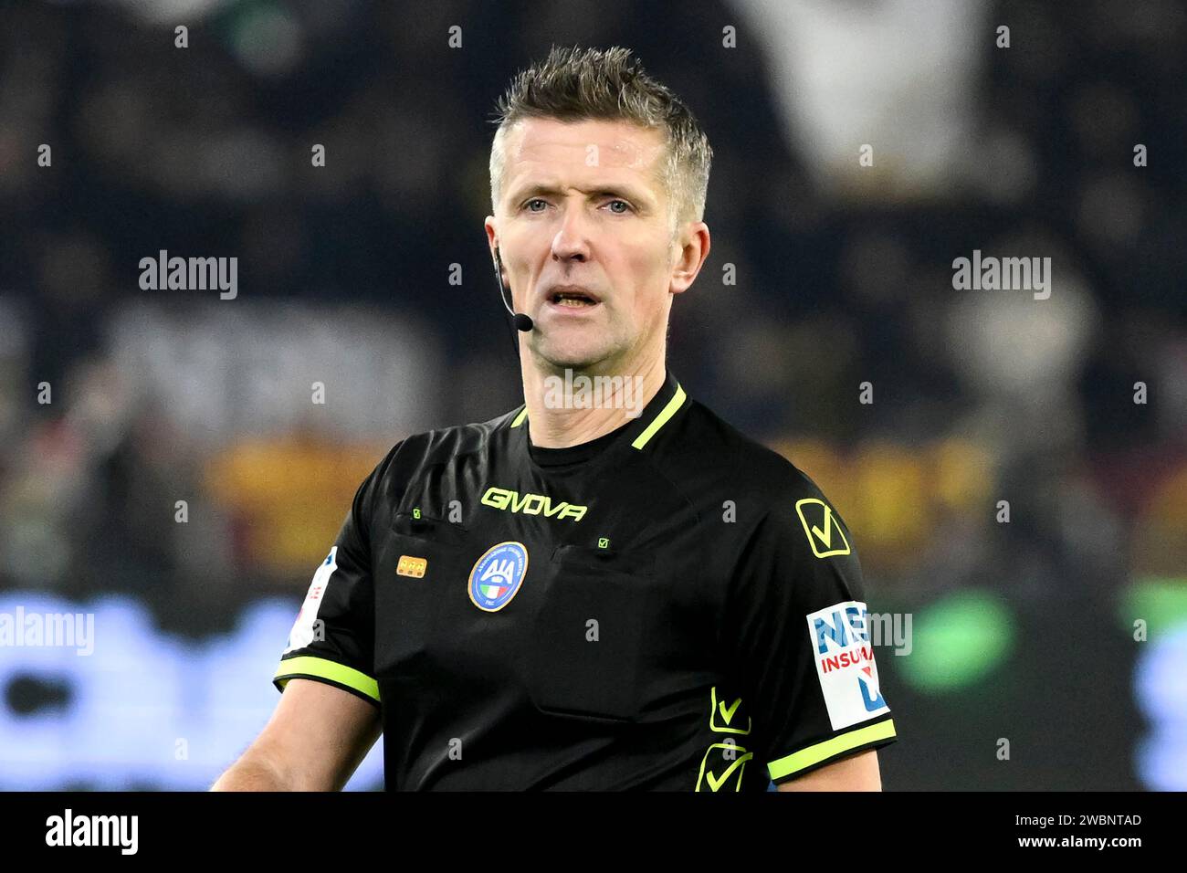 Schiedsrichter Daniele Orsato während des italienischen Pokalspiels zwischen SS Lazio und AS Roma im Olimpico-Stadion in Rom (Italien), 10. Januar 2024. Stockfoto