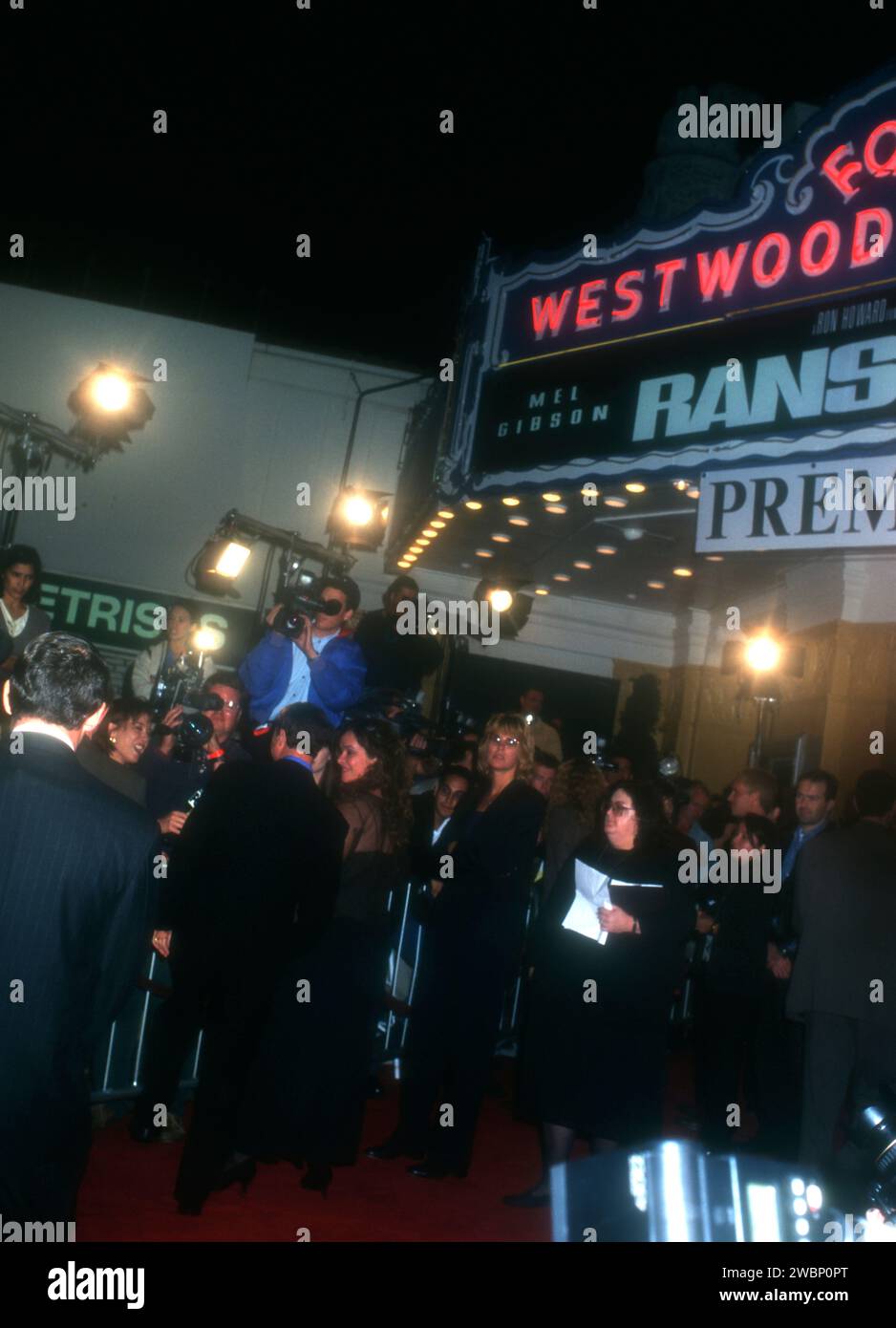 Los Angeles, Kalifornien, USA 1. November 1996 Schauspieler Gary Sinise besucht Touchstone Pictures Ransom Premiere im Mann Village Theatre am 1. November 1996 in Los Angeles, Kalifornien, USA. Foto: Barry King/Alamy Stock Photo Stockfoto