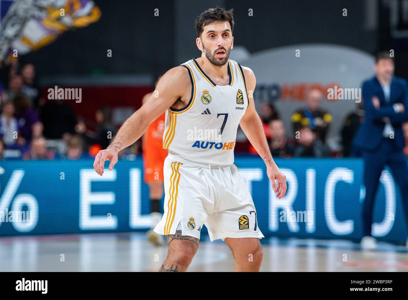 Madrid, Spanien. Januar 2024. Facundo Campazzo von Real Madrid wurde während des Basketballspiels der Euroleague zwischen Real Madrid und Valencia im Wizink Center gesehen. Endergebnis; Real Madrid 96:86 Valencia (Foto: Alberto Gardin/SOPA Images/SIPA USA) Credit: SIPA USA/Alamy Live News Stockfoto