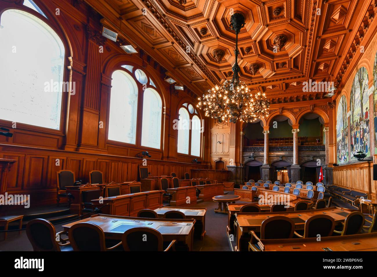 Bern, Schweiz - 11. August 2022: Das parlamentsgebäude der Schweizerischen Eidgenossenschaft in Bern. Stockfoto