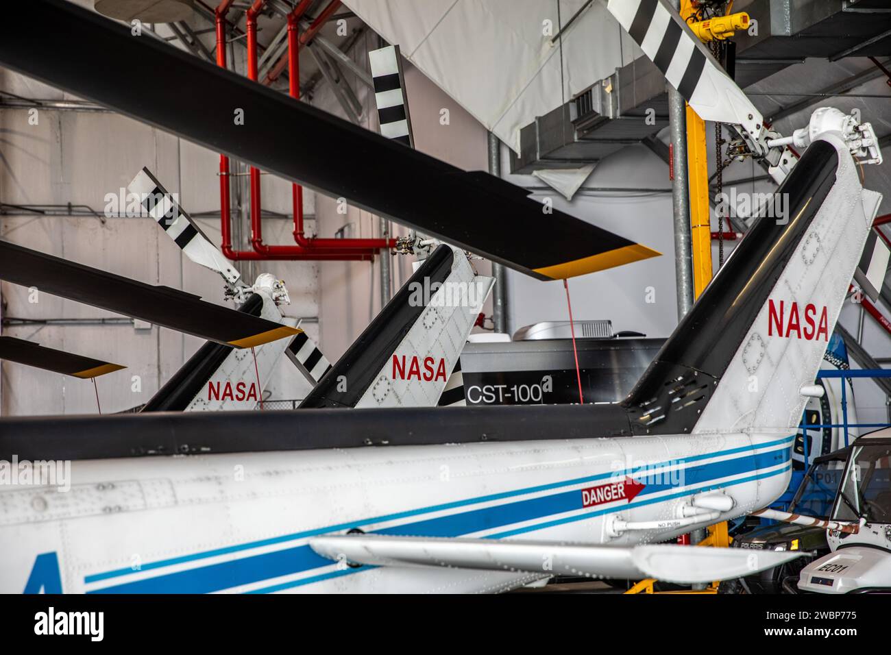 Zwei Airbus H135 (T3)-Hubschrauber kamen am 30. September 2020 im Kennedy Space Center an und ersetzten die Bell Huey 2-Hubschrauber, die für die Sicherheit eingesetzt wurden. Ein drittes H135 wird Anfang 2021 erwartet. Die Hubschrauber bieten ein verbessertes Anheben, Stabilität und medizinische Unterstützung. Stockfoto