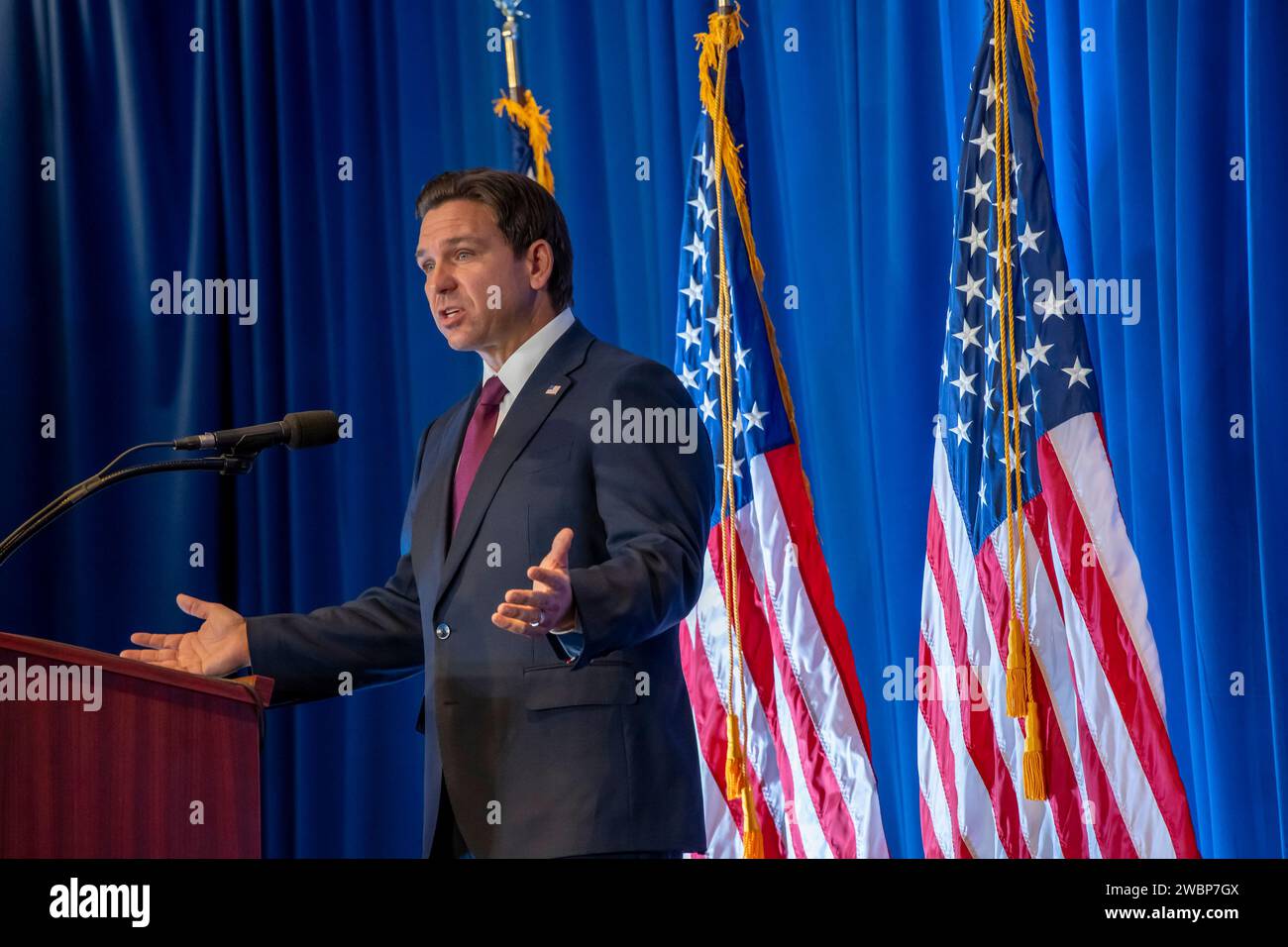 Nashua, New Hampshire, USA 13. Oktober 2023 republikanischer Präsidentschaftskandidat Florida Gouverneur Ron DeSantis bei der New Hampshire 2023 zuerst in der Na Stockfoto