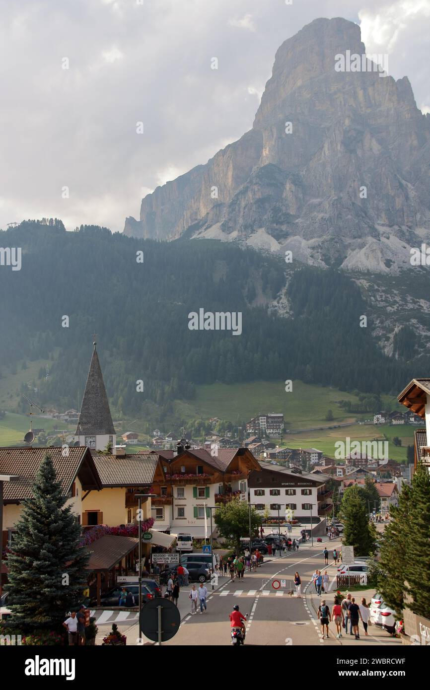 Das Dorf Corvara in Alta Badia Stockfoto