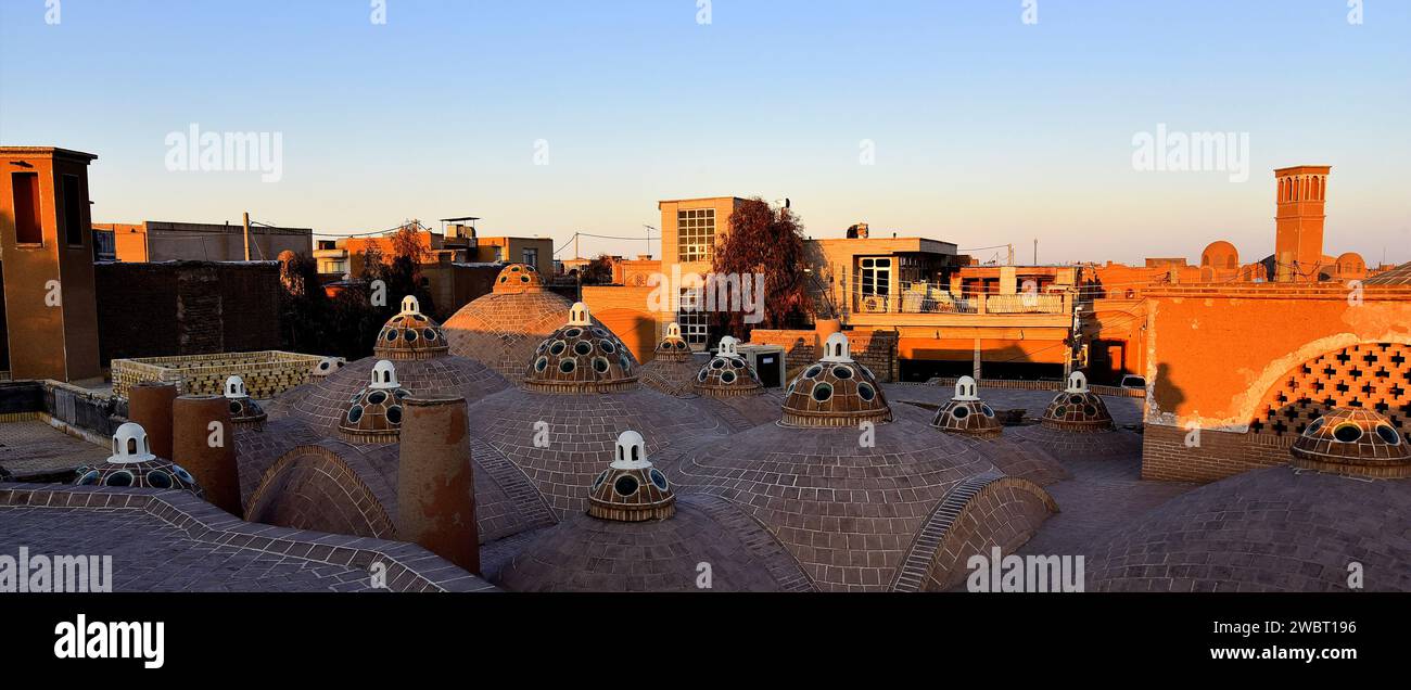 Kuppeldach des Sultan Amir Ahmad Bathhouse alias Qasemi Bathhouse in Kaschan, das im 16. Jahrhundert während der Safawiden-Ära errichtet wurde Stockfoto