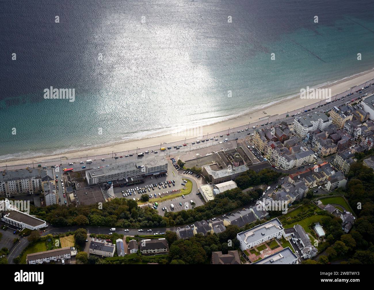 Ein Luftbild von Douglas, der Hauptstadt der Isle of man Stockfoto