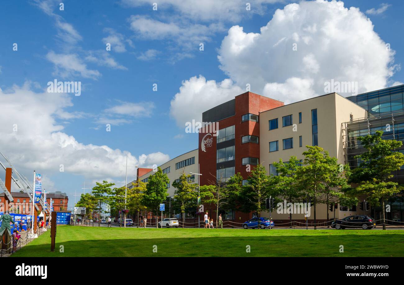 Titanic Quater County Antrim Northern Ireland, 9. September 2023 – Belfast traf sich während eines Festivaltages im Titanic Quarter Stockfoto