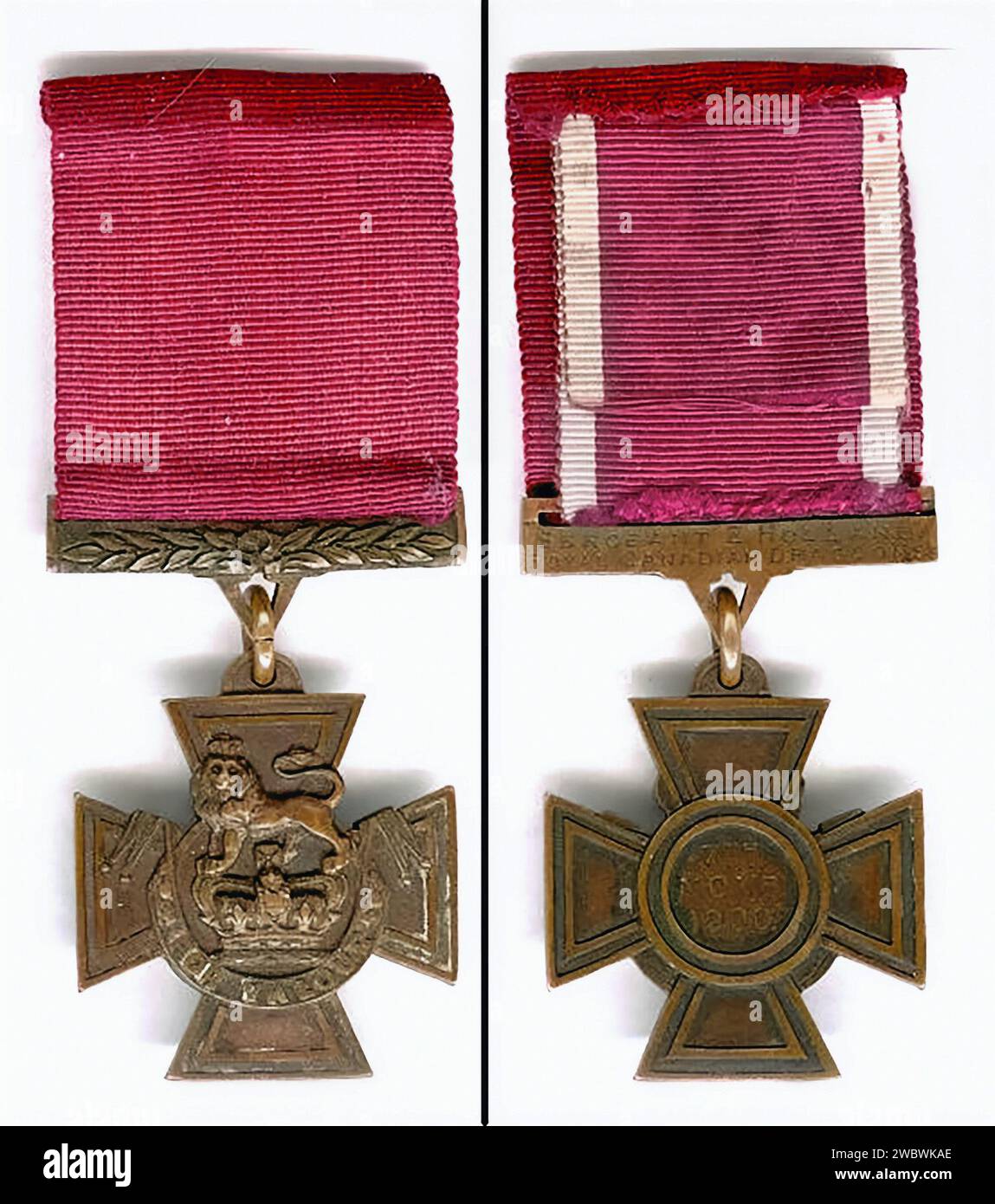 Victoria Cross. Vorder- und Rückseite von Edward James Gibson Hollands VC. Edward James Gibson Holland VC (1878–1948) war ein kanadischer Empfänger des Victoria Cross, der höchsten und angesehensten Auszeichnung für Galanterie gegenüber dem Feind, die britischen und Commonwealth-Truppen für Aktionen während des Zweiten Burenkrieges in Südafrika verliehen werden kann. Stockfoto
