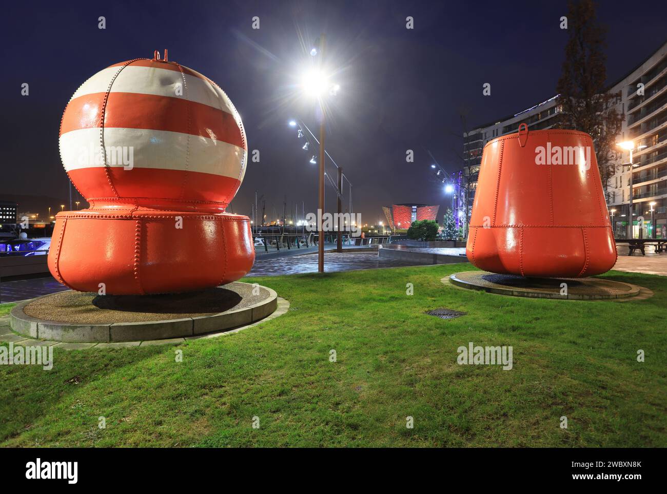 Der Maritime Trail am Queen's Quay, im Titanic Quarter, Belfast, in NI, Großbritannien Stockfoto