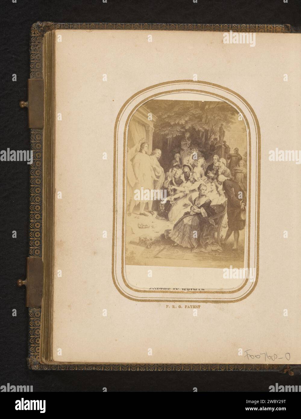 Fotoproduktion von Goethe in Weimar von Wilhelm von Kaulbach, Andries Jager, 1865 - 1890 Fotografie. Visitenkarte dieses Foto ist Teil eines Albums. Unterstützung für Fotos. Pappalbumendruck Malerei, Zeichnung und Grafik. Erwachsener Mann. Erwachsene Frau Stockfoto