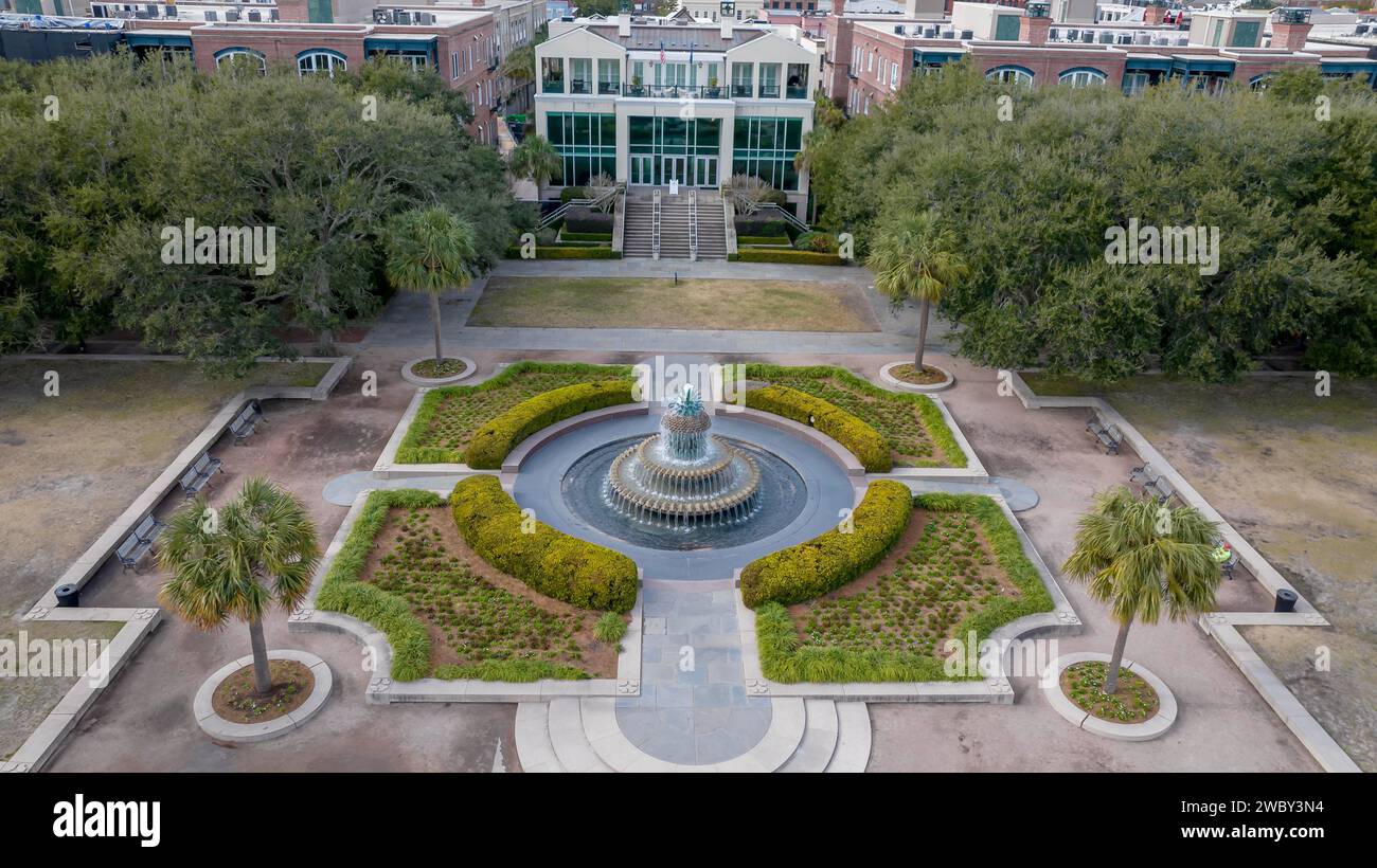 Charleston, SC, USA. Januar 2024. Waterfront Park in Charleston, SC, Heimat des berühmten „Pineapple Fountain“. Dieses 8 Hektar große Juwel am Fluss wurde 2007 für seine historische und landschaftliche Schönheit mit dem Landmark Award ausgezeichnet. (Credit Image: © Walter G Arce SR Grindstone Medi/ASP) NUR REDAKTIONELLE VERWENDUNG! Nicht für kommerzielle ZWECKE! Stockfoto