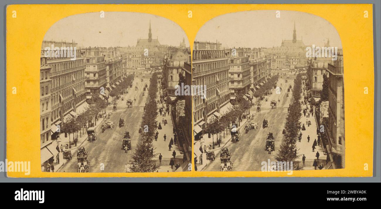 Blick auf den Boulevard Haussmann und die Sainte-Chapelle in Paris, Anonym, um 1850 - um 1880 Stereogramm Pariser Fototräger. Karton Albumendruck Straße. Kirche (außen) Boulevard Haussmann. Heilige Kapelle Stockfoto