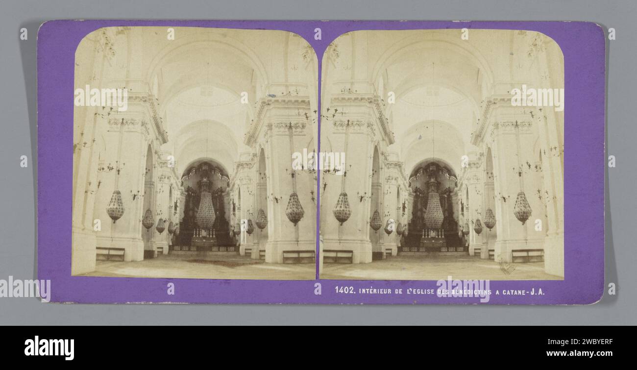 Innenraum Van de San Nicolo L'Arena Kerk in Catania, Jean Andrieu, 1862 - 1876 Stereogramm Catania Karton. Papier-Albumenabdruck im Inneren der Kirche Catans. St. Nicolate die Arena Stockfoto