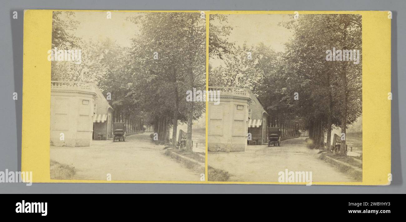 Blick auf die Delftse Vaart am Hoornbrug bei den Haag, Pieter Oosterhuis (möglich), 1860 - 1885 Stereogramm der Hatepublisher: Amsterrdam Karton. Fotografische Trägeralbumendruckbrücke Hornbrücke Stockfoto