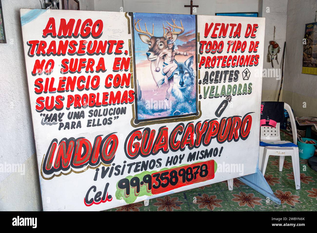 Merida Mexico, zentrales historisches Zentrum, Plakatwand, spirituelle indische Schamanenführung, innen innen drinnen Stockfoto