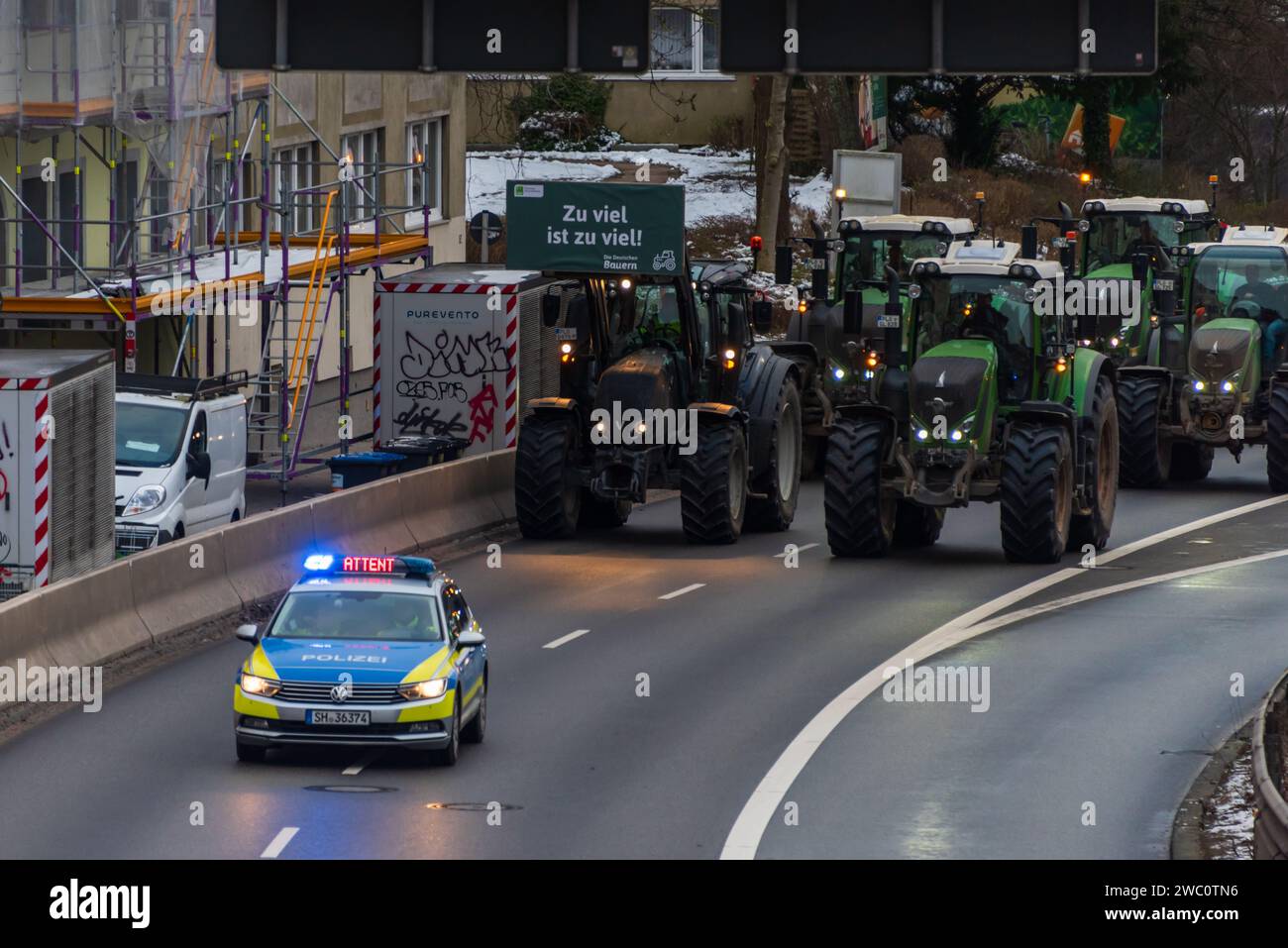 Kiel, 12.01.2023 Protestaktion der Bauern gegen die Streichung von Subventionen der Ampelregierung im Agrarbereich mit einer Traktoren-Demo Stockfoto