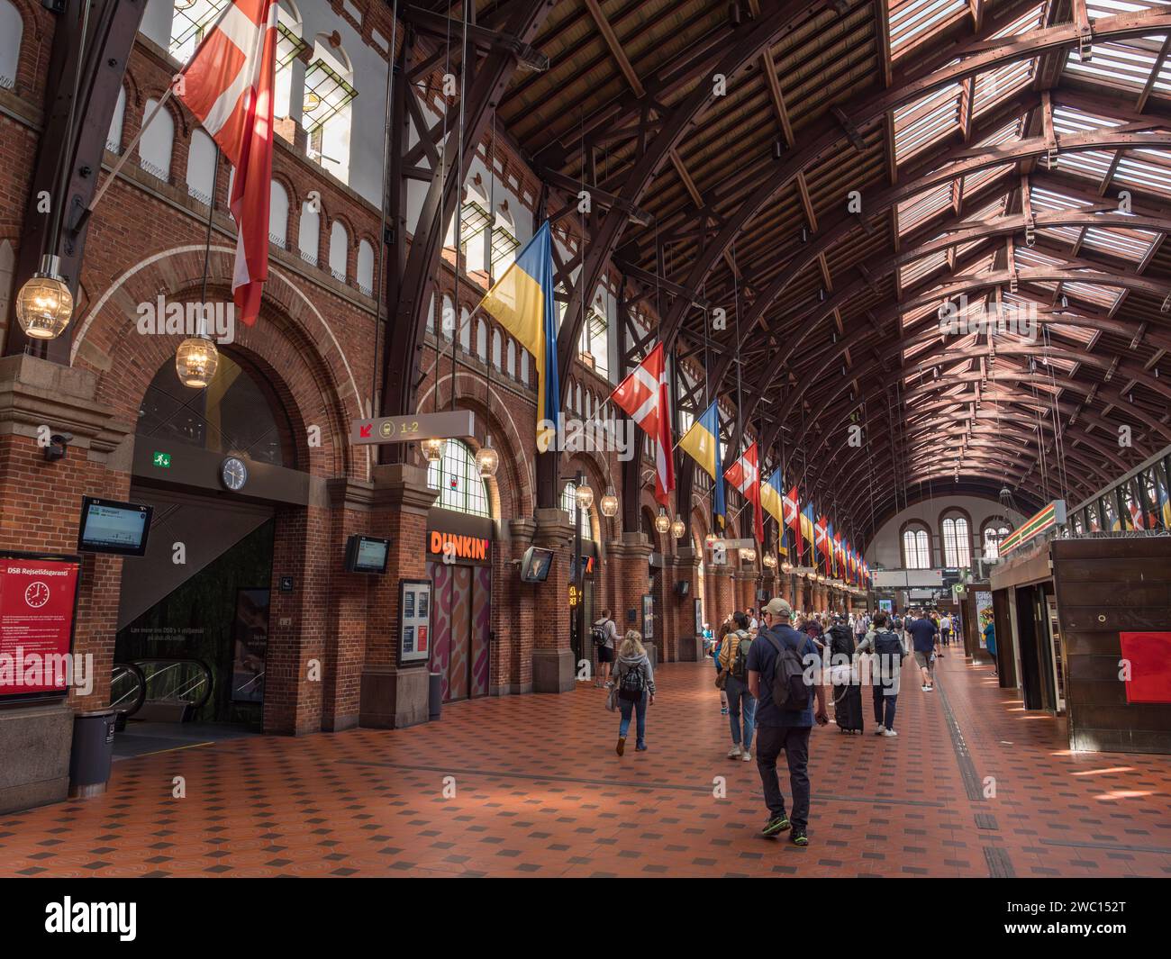 Allgemeine Ansicht der Halle im Kopenhagener Hauptbahnhof in Kopenhagen, Dänemark. Stockfoto