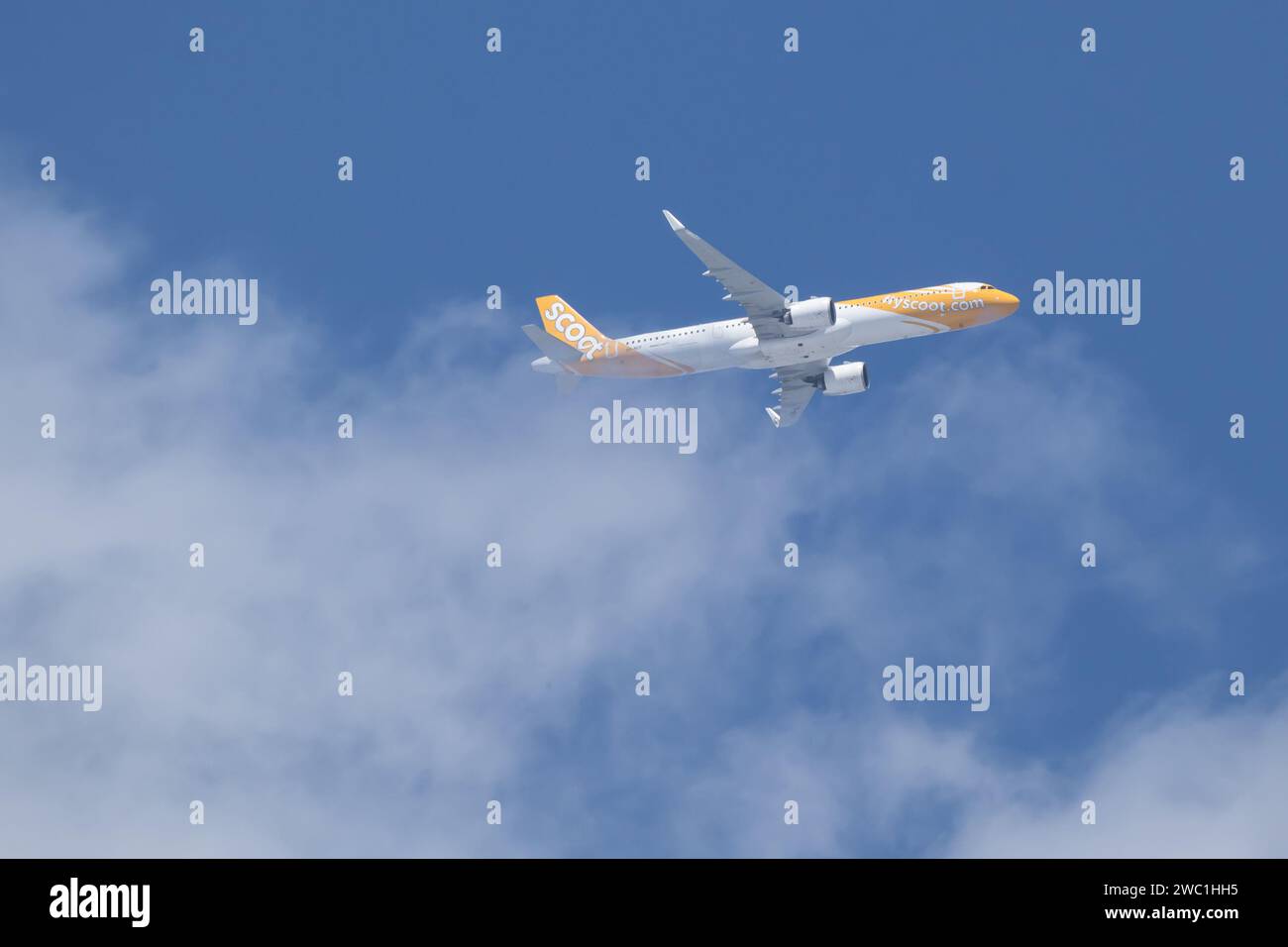 Chiangmai, Thailand - Juni 20 2023: 9V-NCE Airbus A321neo von Tiger Air. Fahren Sie vom Flughafen Chiangmai nach Singapur. Stockfoto