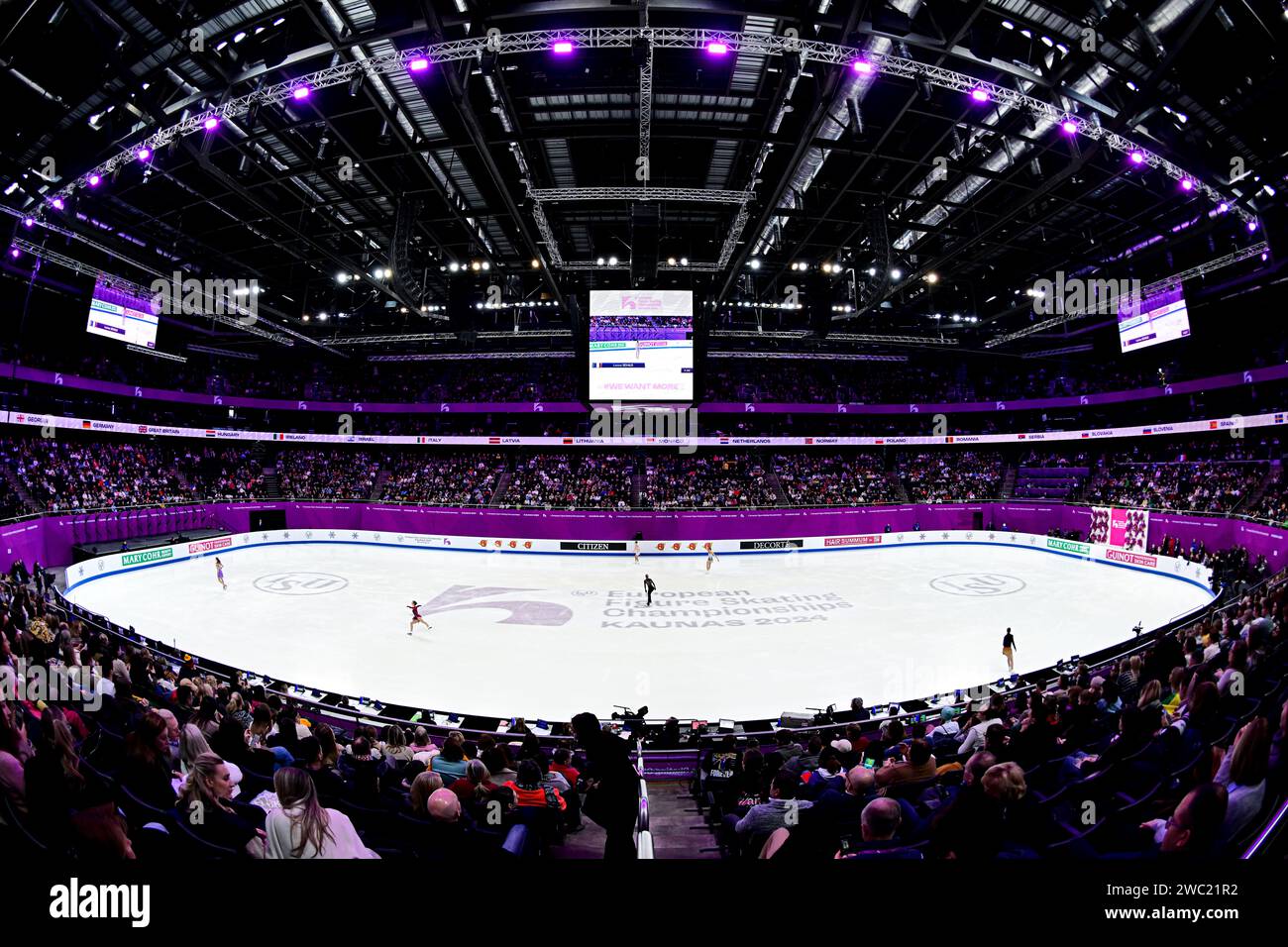 Panoramaaussicht auf die Algiris Arena, während des Freilaufsports für Frauen, bei der ISU Europameisterschaft 2024, am 13. Januar 2024 in Kaunas, Litauen. Quelle: Raniero Corbelletti/AFLO/Alamy Live News Stockfoto