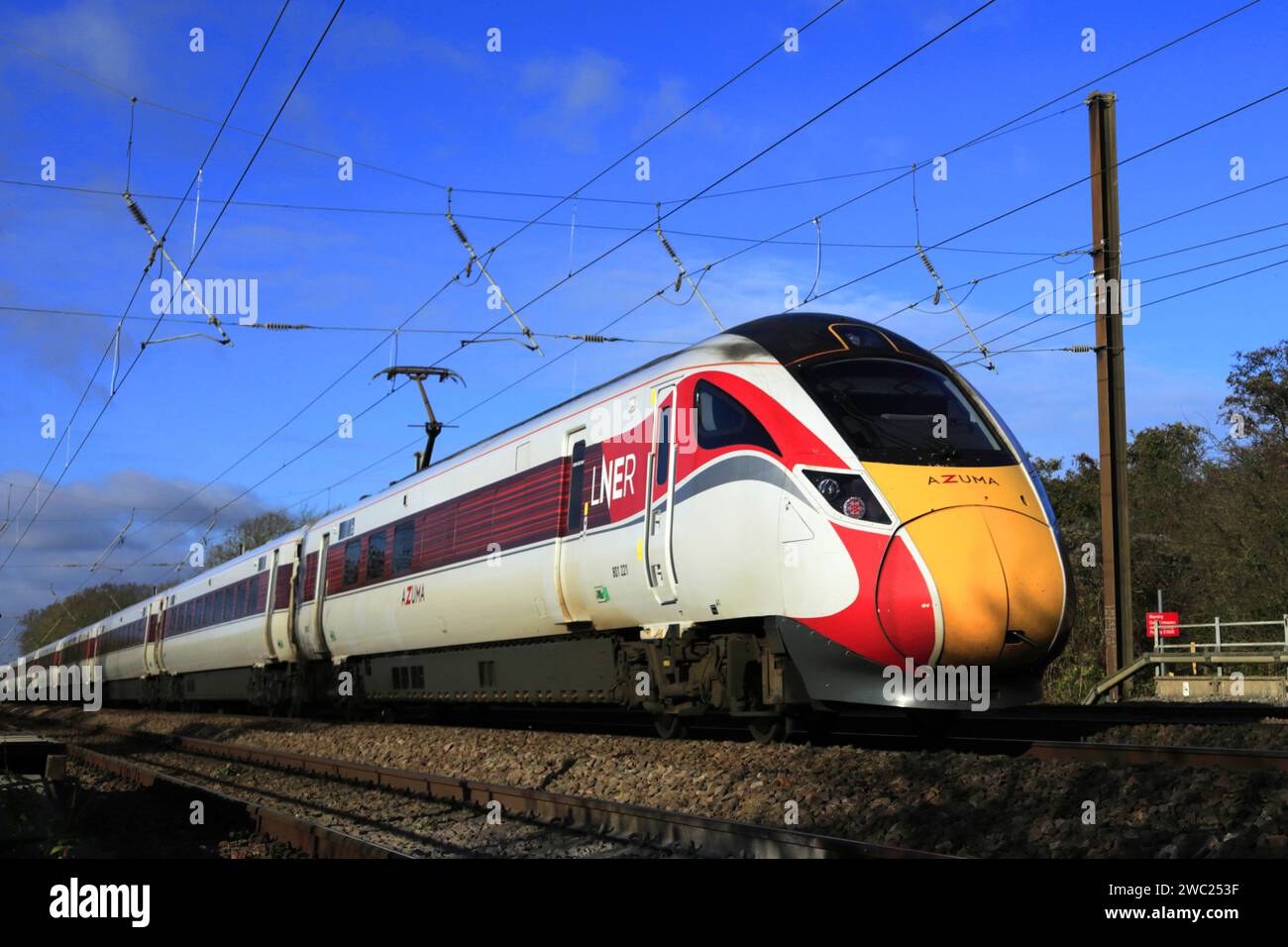 LNER, Azuma 801221 Train, East Coast Main Line Railway, Grantham, Lincolnshire, England, Großbritannien Stockfoto
