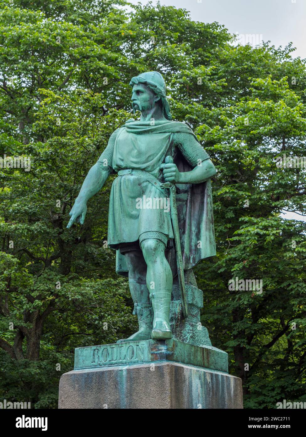 Rollo der Wikinger (Wikinger Gange-Rolf) Statue von Aimé Millet in Ålesund, Møre og Romsdal County, Norwegen. Stockfoto