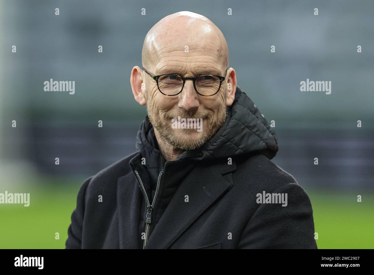 Der ehemalige Spieler von Manchester United Jaap Stam ist beim Premier League-Spiel Newcastle United gegen Manchester City in St. James's Park, Newcastle, Vereinigtes Königreich, 13. Januar 2024 (Foto: Mark Cosgrove/News Images) Stockfoto