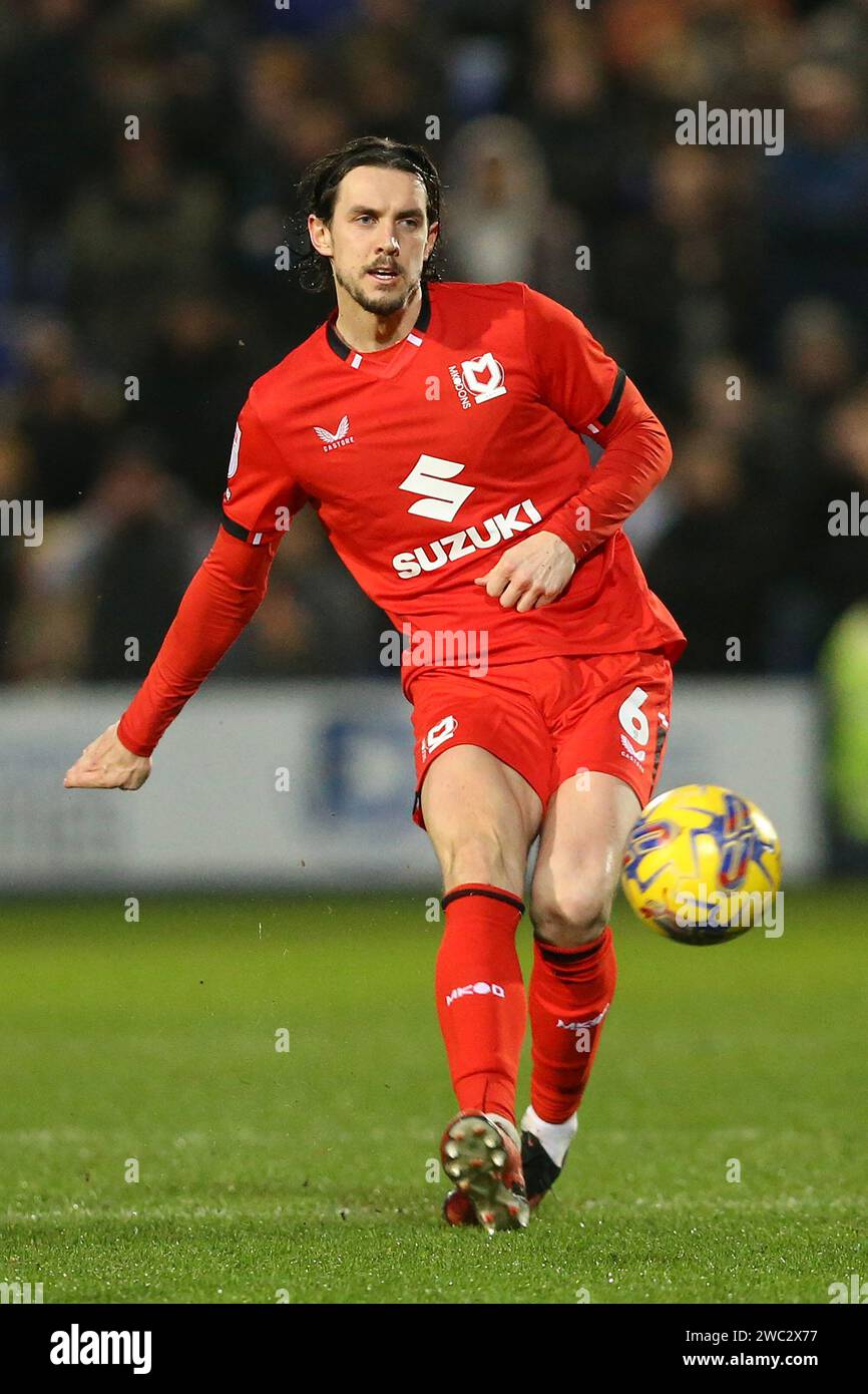 Birkenhead, Großbritannien. Januar 2024. Jordan Williams von Milton Keynes Dons in Aktion. EFL Skybet Football League Two Match, Tranmere Rovers gegen MK Dons im Prenton Park, Birkenhead, Wirral am Samstag, den 13. Januar 2024. Dieses Bild darf nur für redaktionelle Zwecke verwendet werden. Nur redaktionelle Verwendung, .PIC von Chris Stading/ Credit: Andrew Orchard Sportfotografie/Alamy Live News Stockfoto