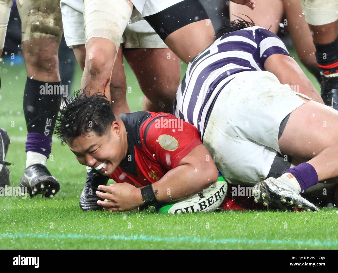 Tokio, Japan. Januar 2024. Hayate Era der Teikyo University trägt den