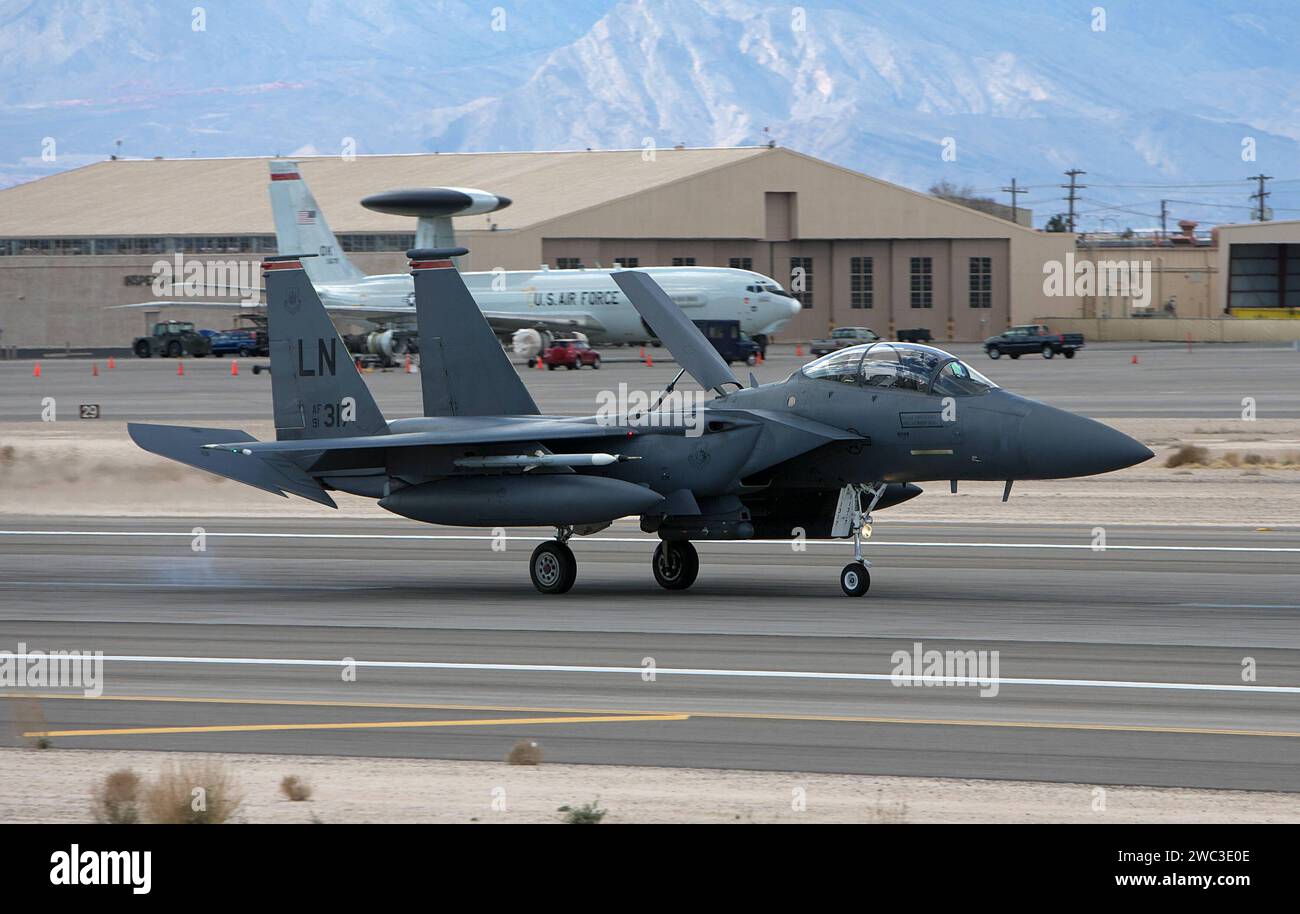 Ein USamerikanisches Kampfflugzeug der US Air Force USAF vom Typ