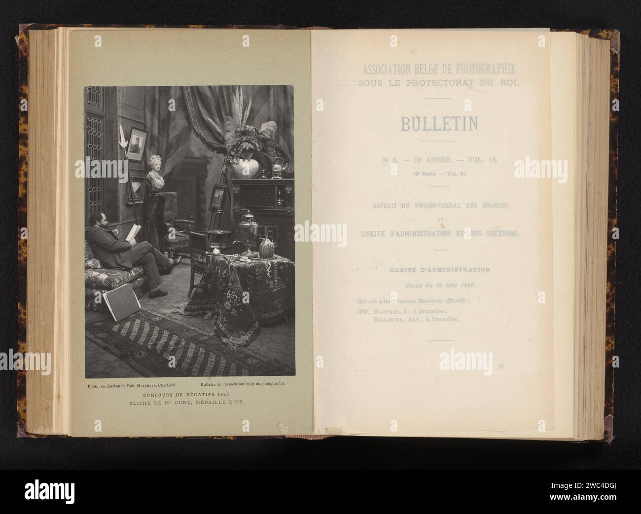 Leser Mann in einem Atelier, Guillaume Oury, um 1880 - in oder vor 1885 Foto Charleroi Papier. CO2-Druck aus Pappe. Werkstatt, Atelier  Maler Stockfoto