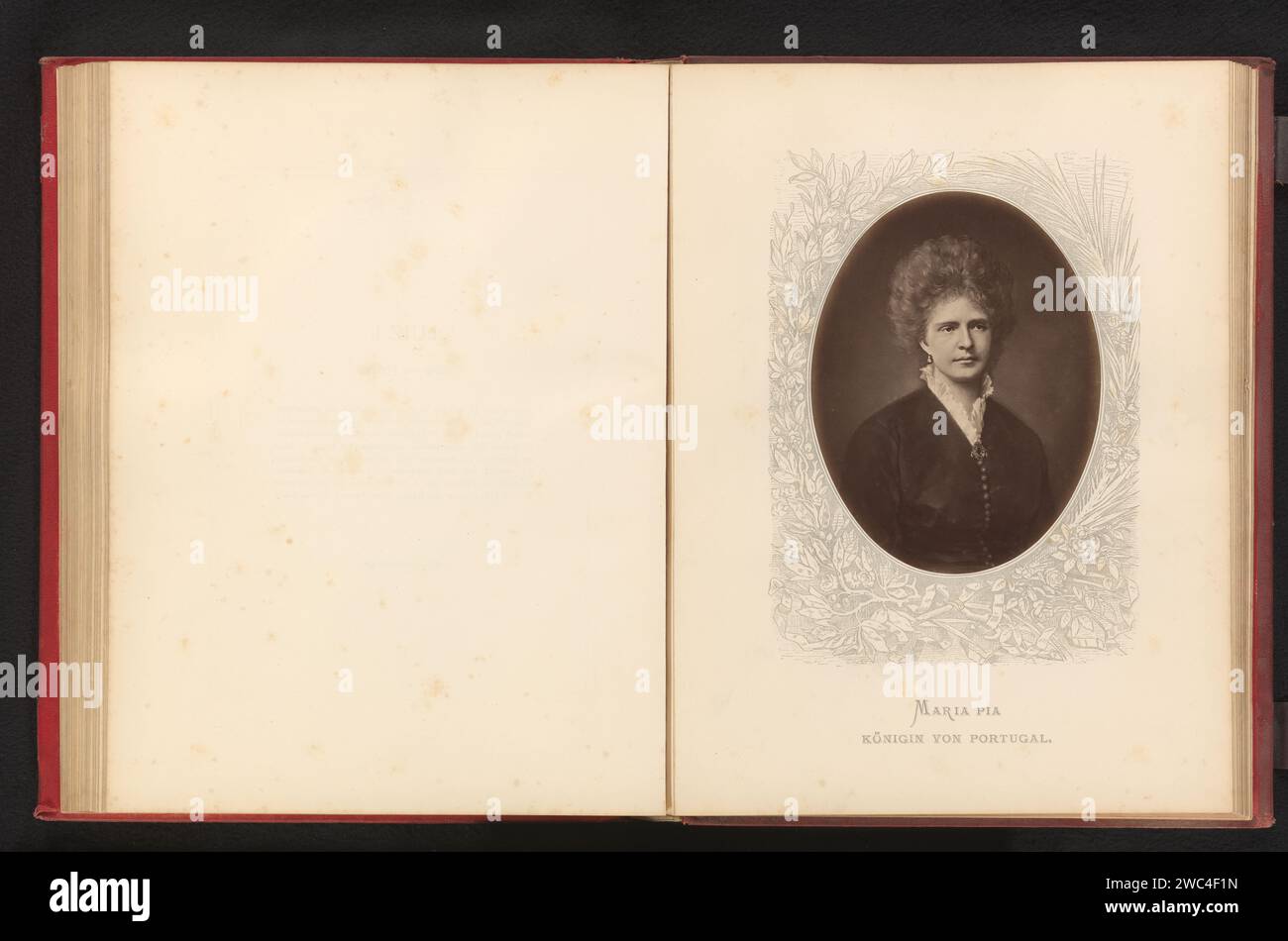 Fotoproduktion eines gemalten Porträts von Maria Pia, Königin von Portugal, Anonym, um 1875 - in oder vor 1880 Fotografie Papier Albumenabdruck Königin, Kaiserin usw. (Ehefrau eines Herrschers). Historische Personen - BB - Frau Stockfoto