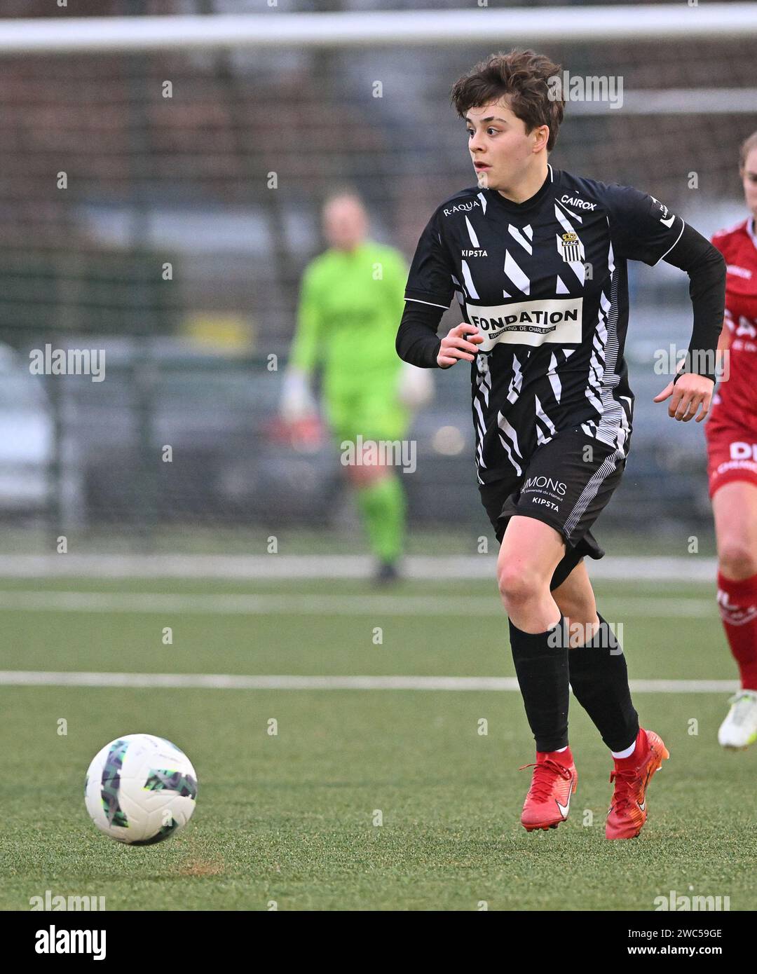 Zulte, Belgien. Januar 2024. Romane Jadoulle (19) aus Charleroi, dargestellt während eines Frauenfußballspiels zwischen SV Zulte - Waregem und Sporting du Pays de Charleroi am 13. Spieltag der Saison 2023 - 2024 der Belgischen Lotto Womens Super League am Sonntag, 13. Januar 2024 in Zulte, BELGIEN. Quelle: Sportpix/Alamy Live News Stockfoto