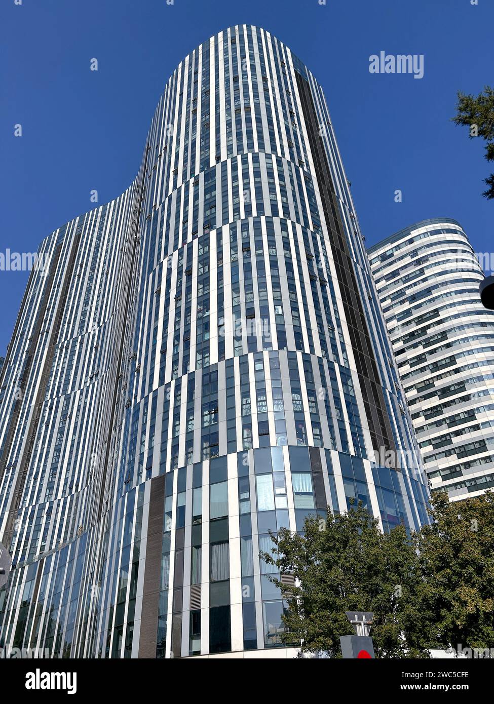 Peking, China, Moderne Architektur, Apartmenthäuser im Stadtteil Sanlitun, Wohnungen Stockfoto