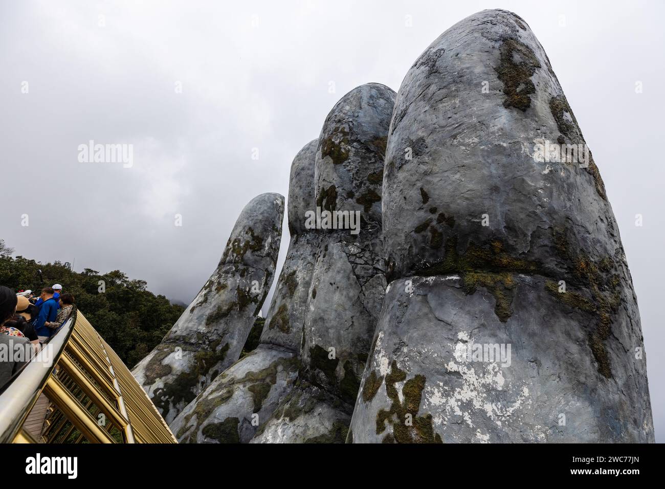 Die Goldene Brücke von da Nang in den Ba Na Hills von Vietnam Stockfoto