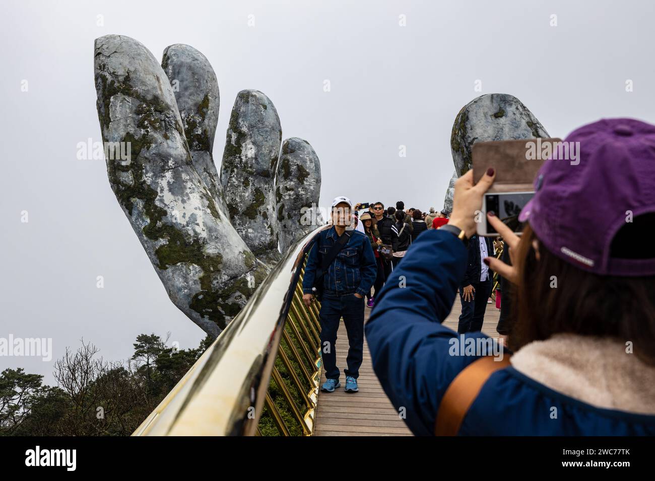 Die Goldene Brücke von da Nang in den Ba Na Hills von Vietnam Stockfoto