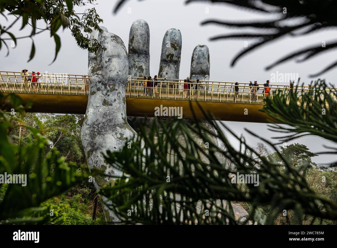 Die Goldene Brücke von da Nang in den Ba Na Hills von Vietnam Stockfoto