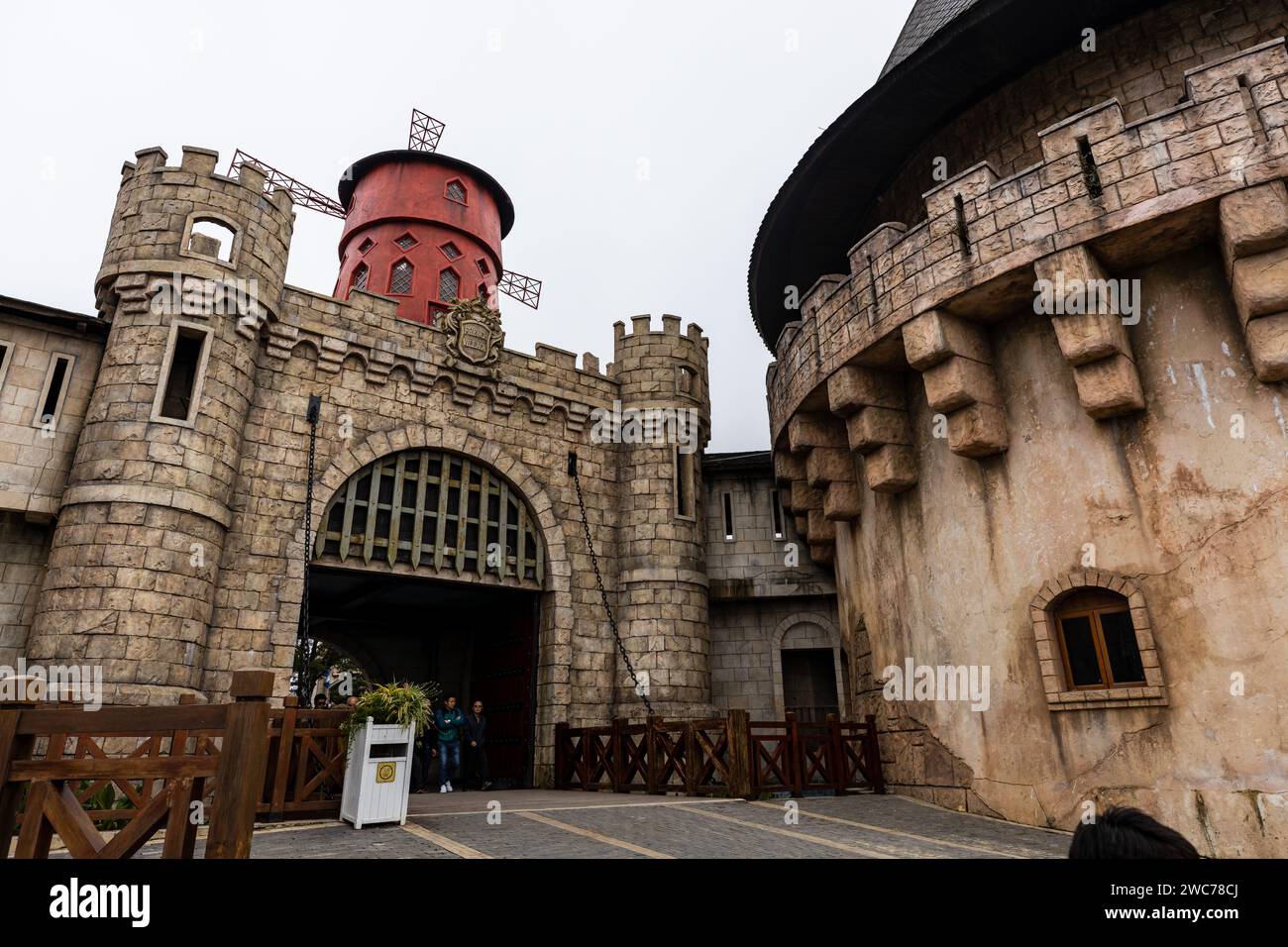 Der Fresh Village Fantasy Park in den Ba Na Hills bei da Nang in Vietnam Stockfoto