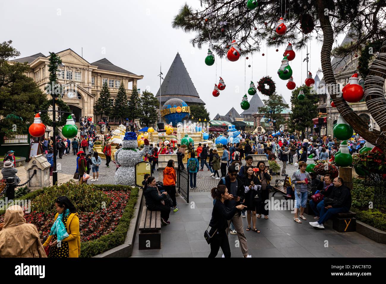 Der Fresh Village Fantasy Park in den Ba Na Hills bei da Nang in Vietnam Stockfoto