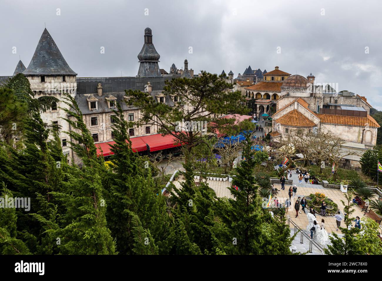 Der Fresh Village Fantasy Park in den Ba Na Hills bei da Nang in Vietnam Stockfoto