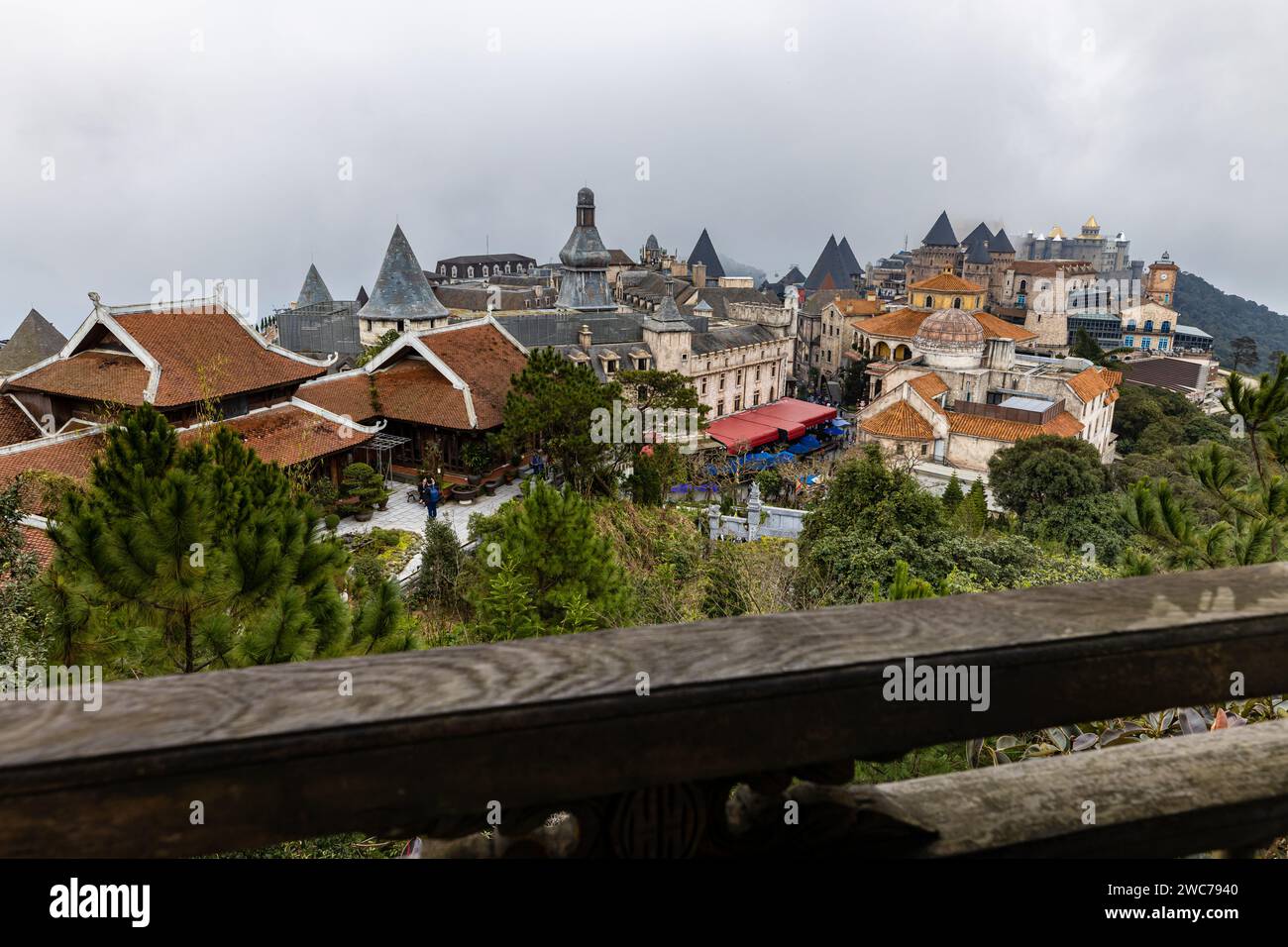 Der Fresh Village Fantasy Park in den Ba Na Hills bei da Nang in Vietnam Stockfoto