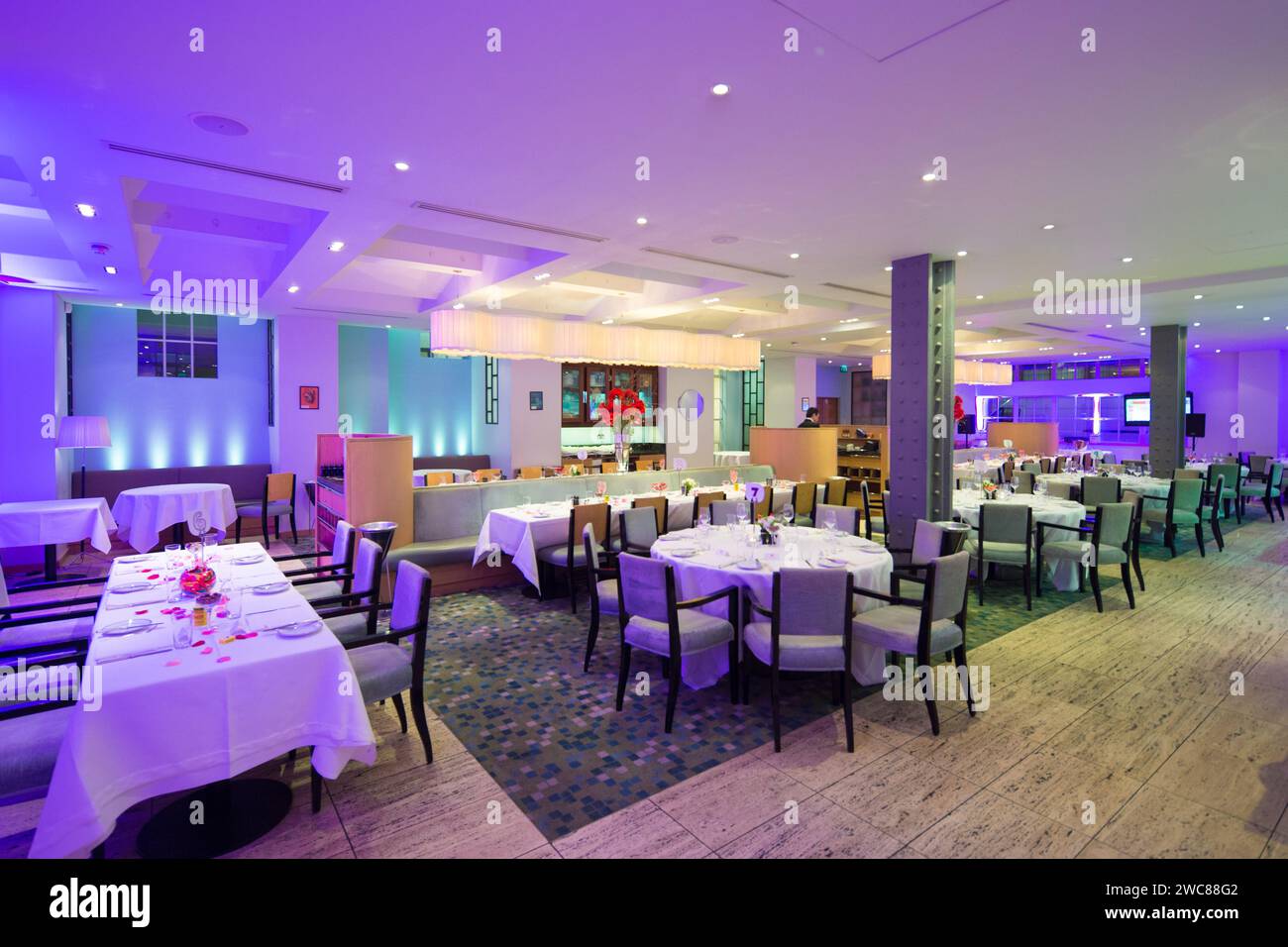 Tower Bridge des indischen Restaurants Stockfoto