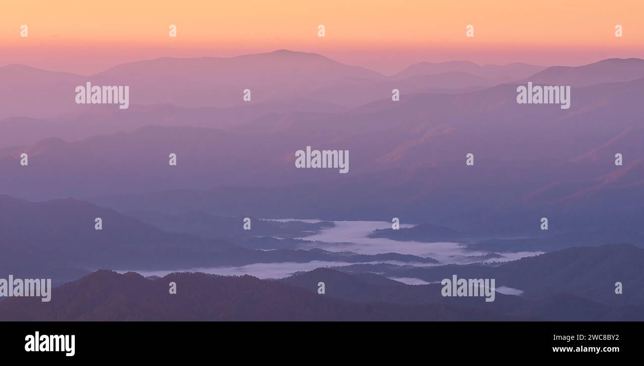 Sonnenaufgangslicht vom Clingmans Dome im Great Smoky Mountains National Park Stockfoto