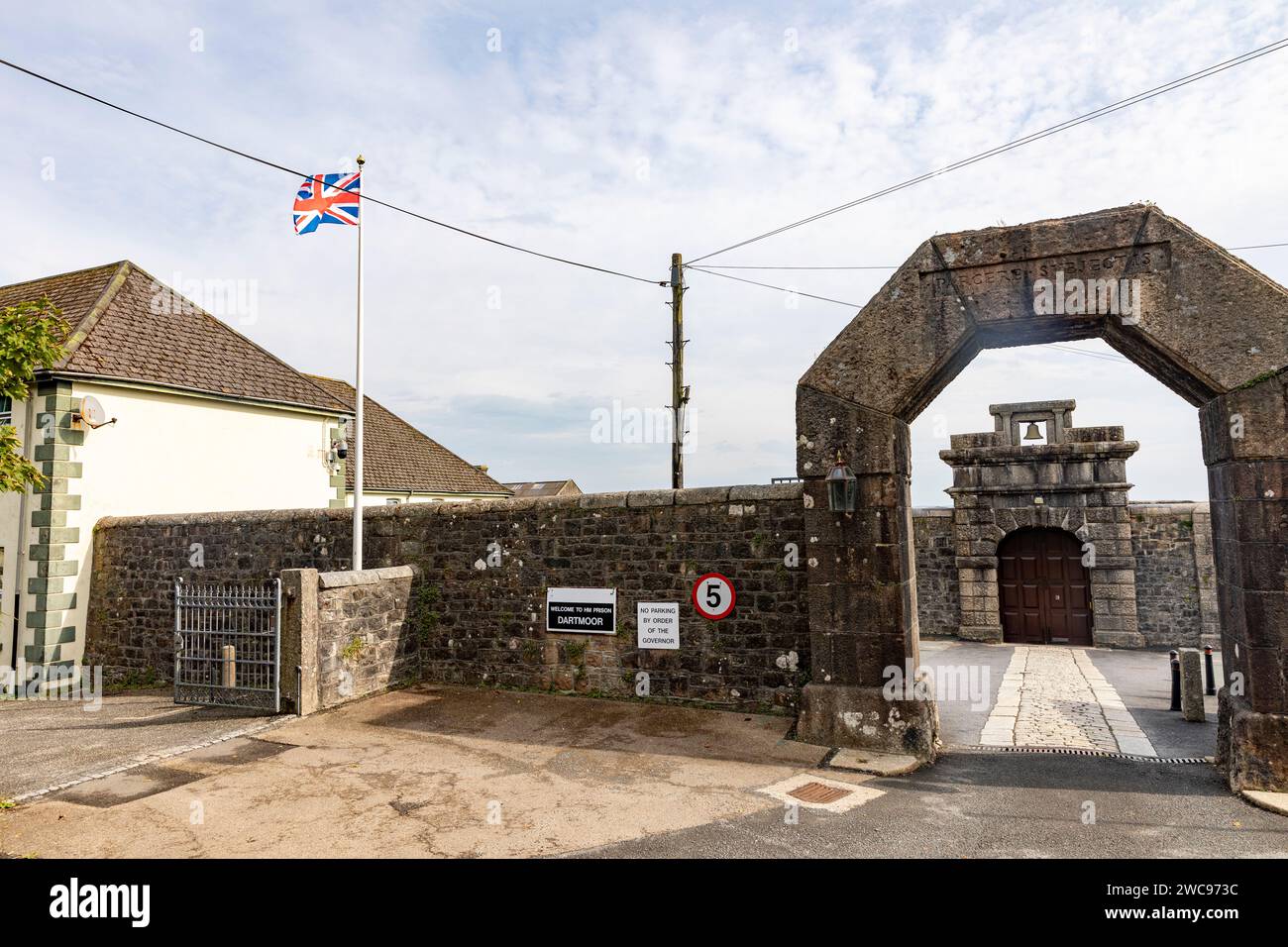HM Dartmoor Prison in Princetown, Devon, ein denkmalgeschütztes Gebäude aus dem 19. Jahrhundert und ein Gefängnis der Kategorie C, England, Großbritannien, 2023 Stockfoto