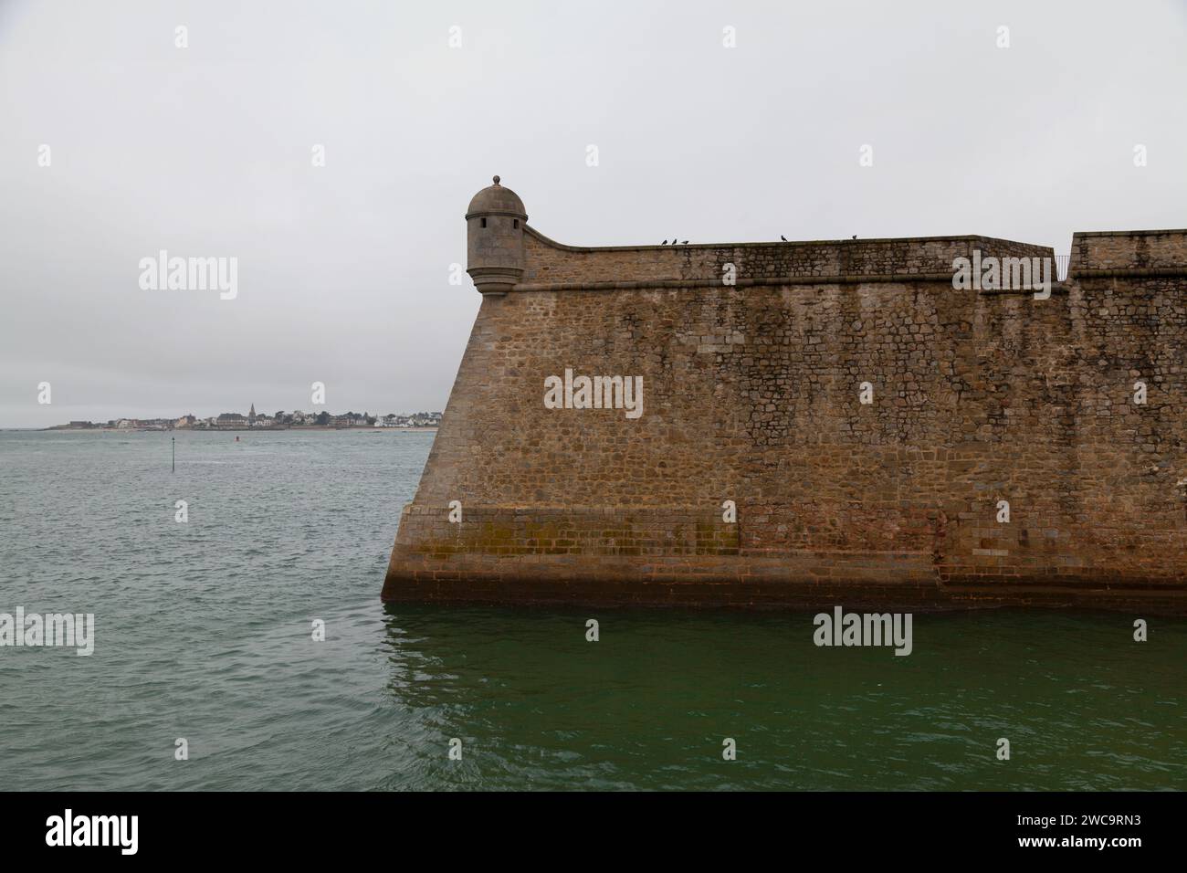 Die Zitadelle von Port-Louis ist eine Zitadelle, die im 16. Jahrhundert von den Spaniern erbaut und im 17. Jahrhundert von den Franzosen in Port-Louis (B. Stockfoto