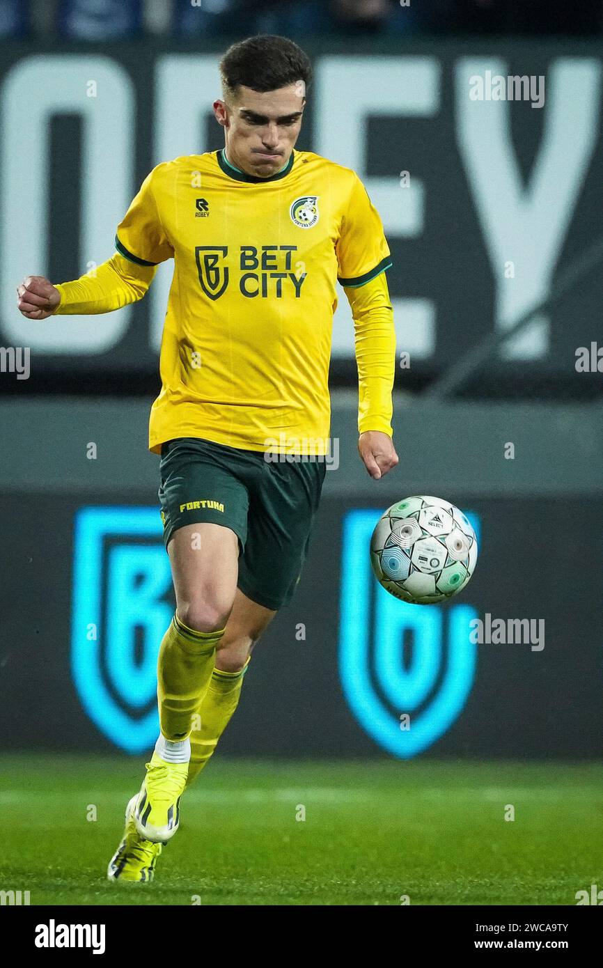 Sittard, Niederlande. Januar 2024. SITTARD, NIEDERLANDE - 13. JANUAR: Inigo Cordoba von Fortuna Sittard während des niederländischen Eredivisie-Spiels zwischen Fortuna Sittard und Sparta Rotterdam im Fortuna Sittard Stadion am 13. Januar 2024 in Sittard, Niederlande. (Foto von Orange Pictures) Credit: dpa/Alamy Live News Stockfoto