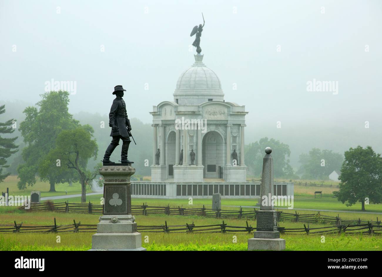 Pennsylvania Memorial mit General Gibbon-Statue, Gettysburg National Military Park, Pennsylvania Stockfoto